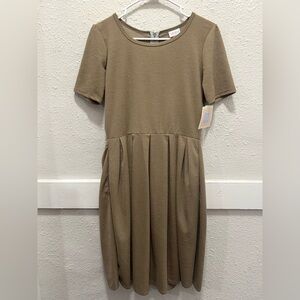 LuLaRoe Amelia Dress in Light Brown Size M NWT